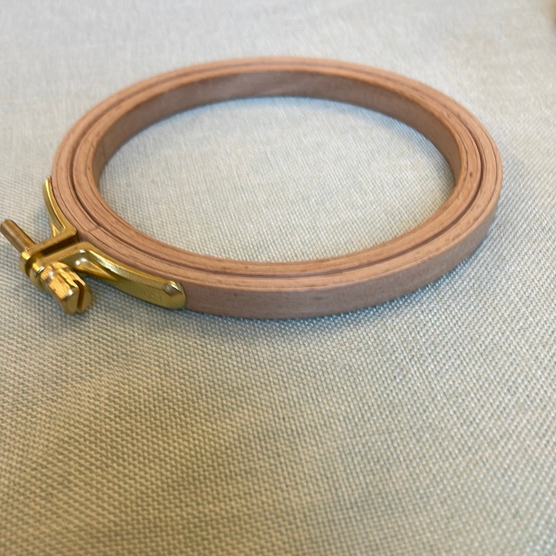 160 mm-3.93” Nurge #3 8mm / 0.31 thickness Beech Screwed Embroidery Hoop