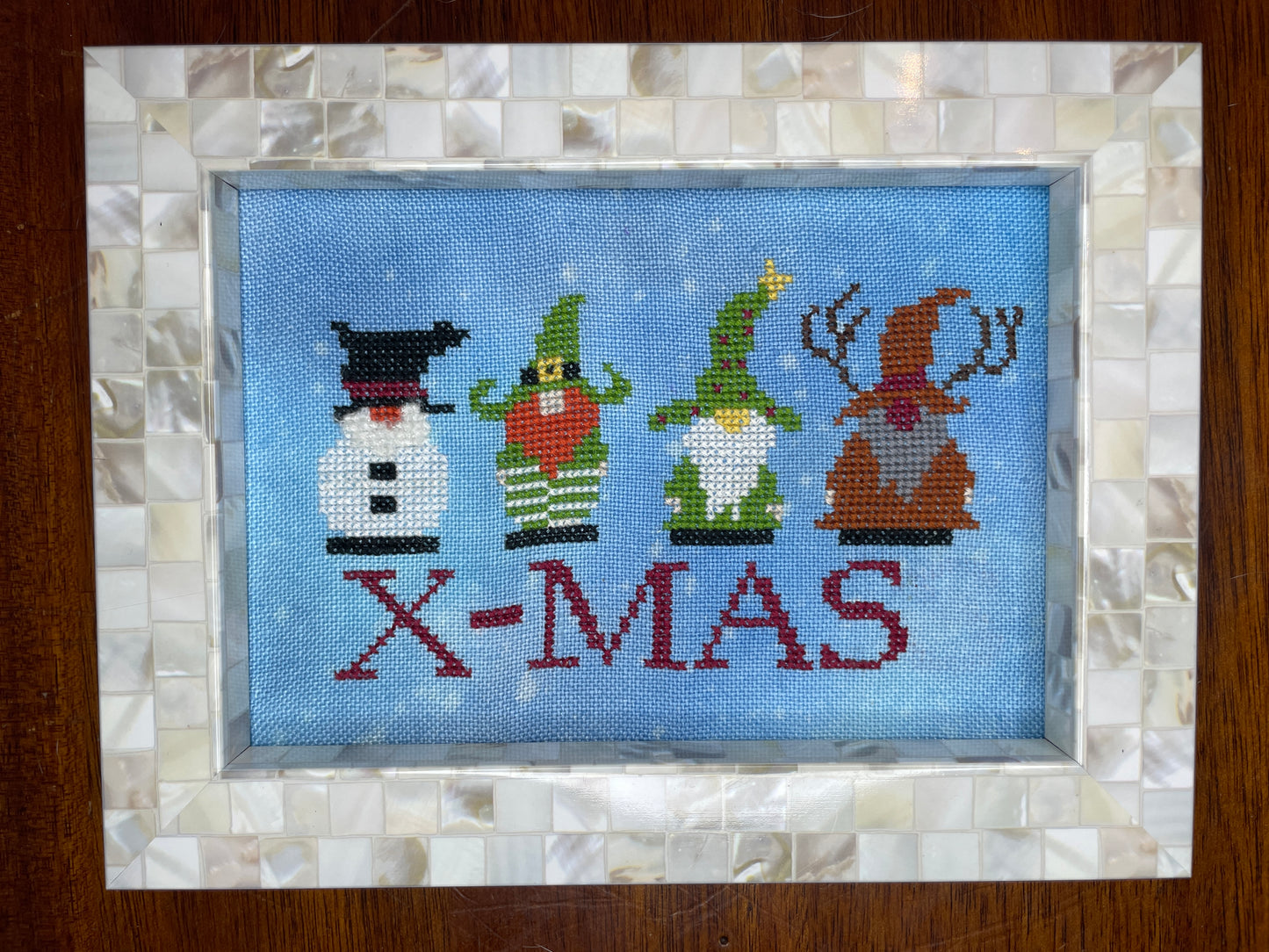 Grumpy Old Men Celebrate X-Mas