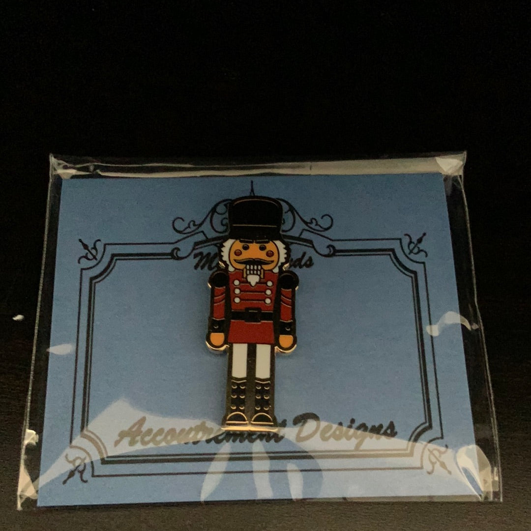 Nutcracker Needleminder