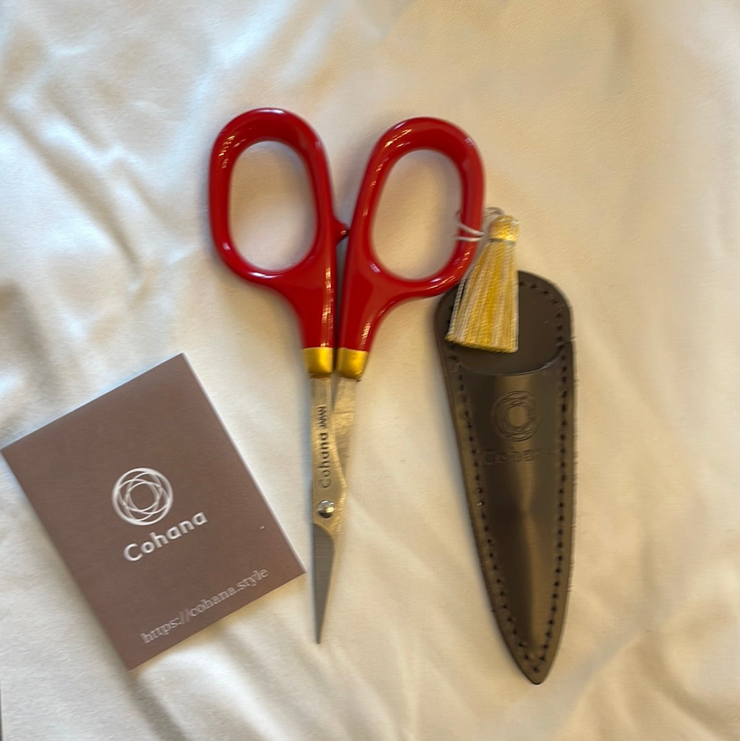 Fine Scissor with Gold Lacquer