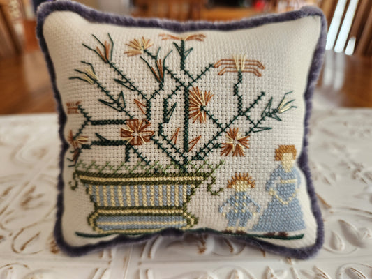 Pillow Ornament Class with The Vintage Stitcher