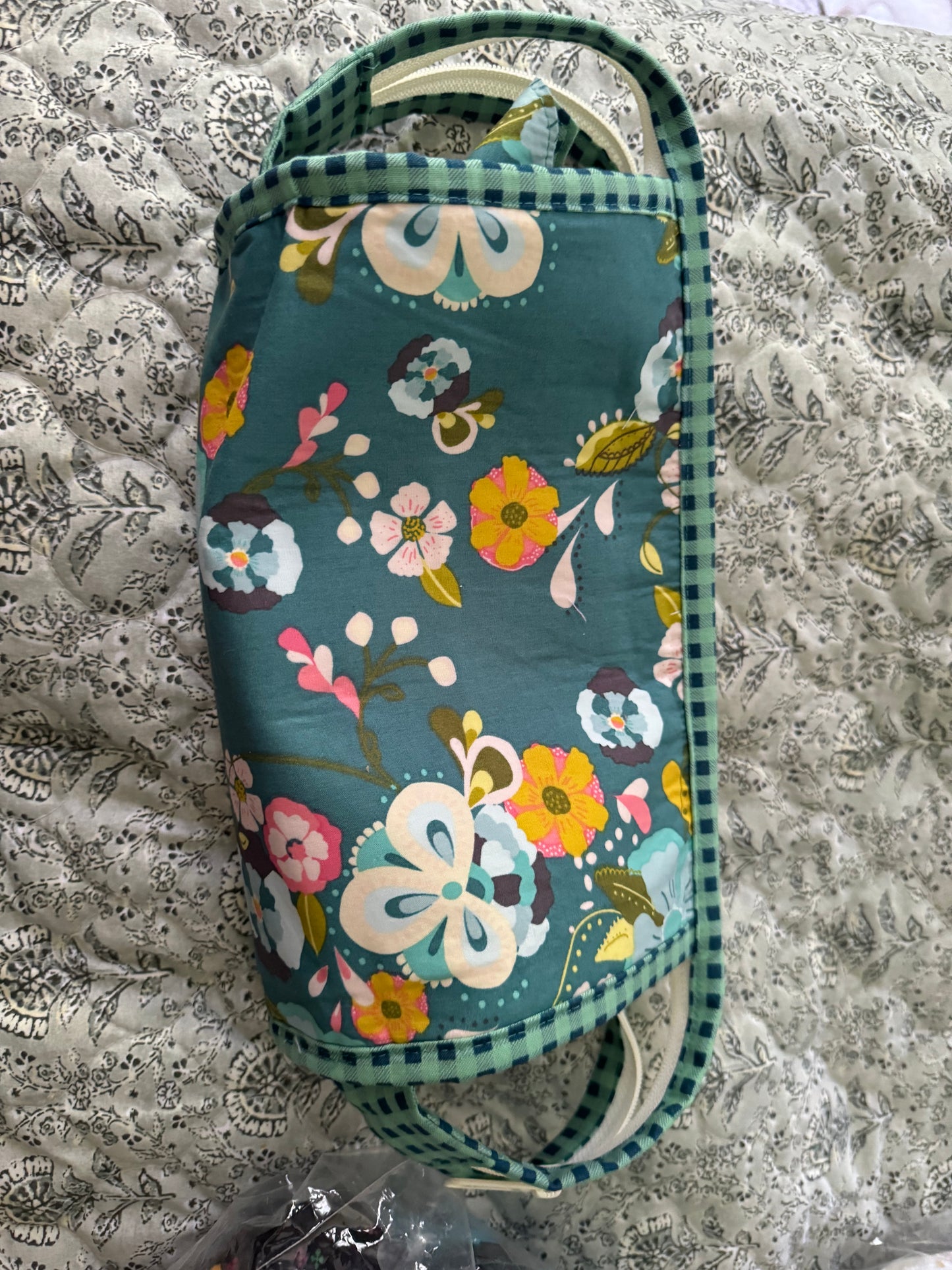 Avila Craft -Stitching Bag