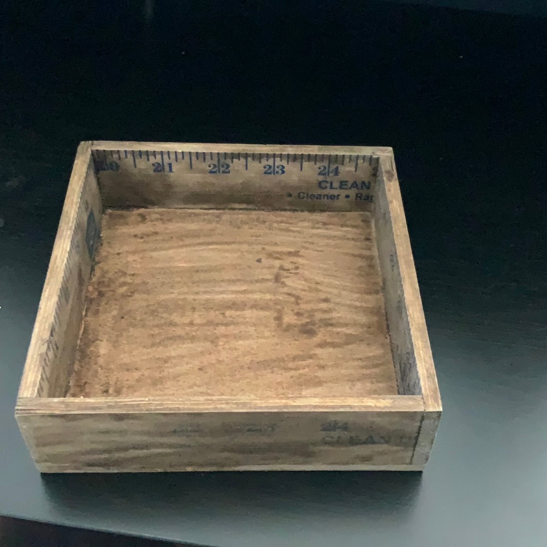Square Ruler Tray