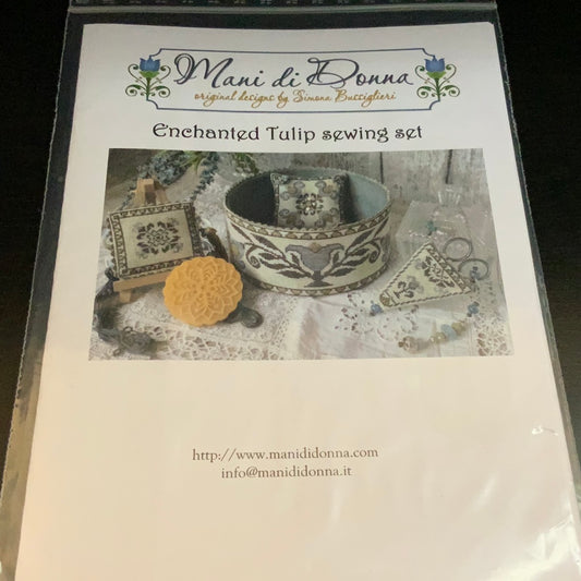 Enchanted Tulip Sewing Set